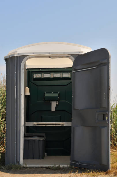 Best Construction site porta potty rental  in Urania, LA